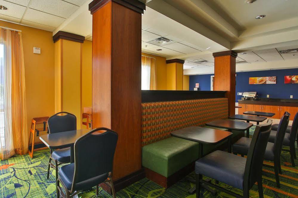 Fairfield Inn And Suites By Marriott San Antonio Northeast / Schertz / Rafb Екстер'єр фото