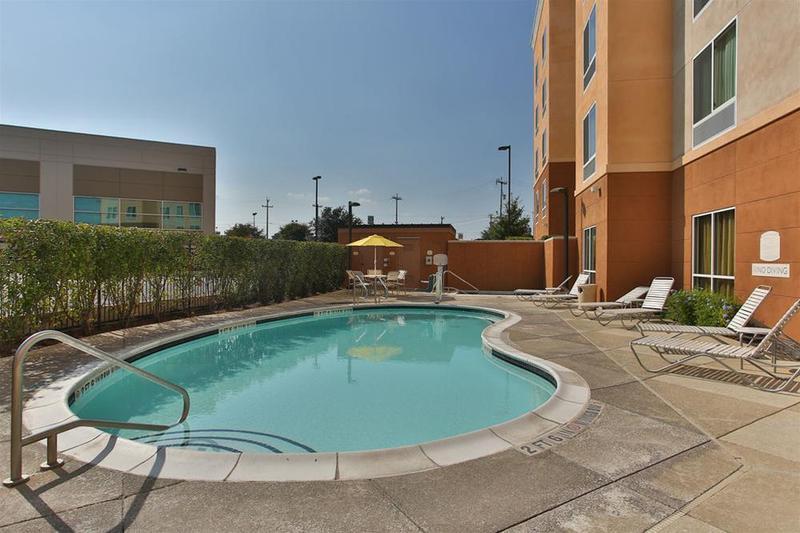 Fairfield Inn And Suites By Marriott San Antonio Northeast / Schertz / Rafb Екстер'єр фото